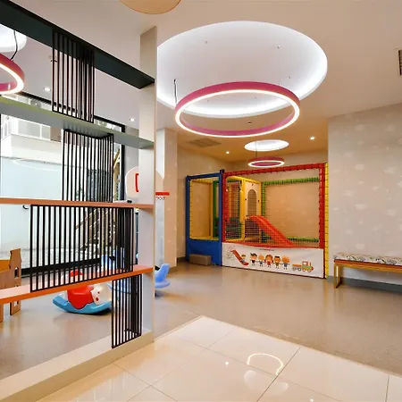 Serenity Royal Luxury 1-bedroom In Seafront Premium Complex In Oba, Apartment Alanya